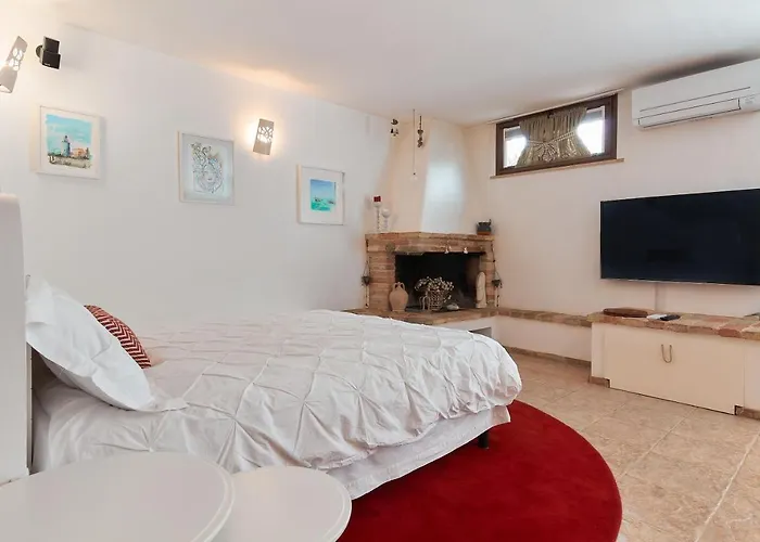 Apartman Taverna Del Colle, Tra Relax E Comfort