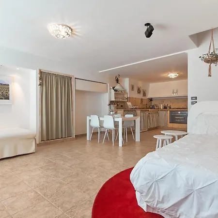 Taverna Del Colle, Tra Relax E Comfort * פסקרה